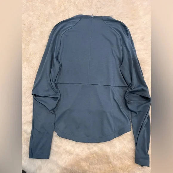 Gymshark Long Sleeve never worn - Picture 4 of 4